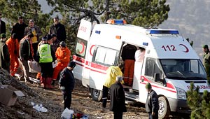 Автобус с россиянами врезался в гору Изображение: Дни.ру