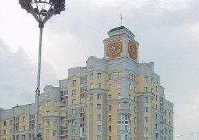 Элитного жилья в Брянске нет "Дом с часами"