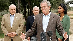 Первые лица США разлетелись по миру Изображение: Дни.ру