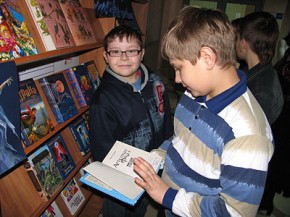 На праздник книги — всей семьей! Фото: bryanskobl.ru