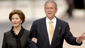 День дурака Буш и Ющенко начнут с сала Изображение: Дни.ру