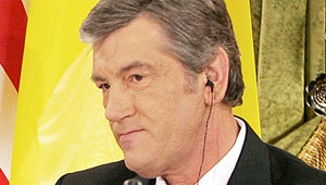 Ющенко ждет от НАТО защиты и свободы Изображение: Дни.ру