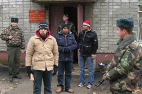 Брянские пограничники поймали мигрантов из Ирака Фото пресс-службы ПУ ФСБ РФ по Брянской области