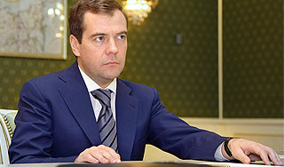 Кремль встречает Дмитрия Медведева Изображение: Дни.ру