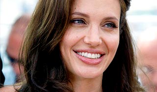 Новые факты о бурном прошлом Джоли Изображение: Дни.ру