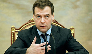 Медведев защитит суды от давления Изображение: Дни.ру