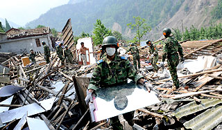 Китай будут поднимать из руин три года Изображение: Дни.ру