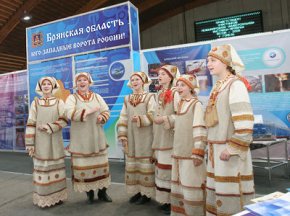 Выставка-ярмарка «Весна в Гомеле-2008» Фото: bryanskobl.ru