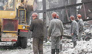 Спасены двое пленников "черной" шахты Изображение: Дни.ру