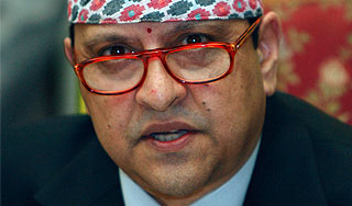 Король Непала сдал корону и скипетр Изображение: Дни.ру