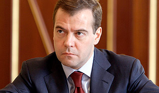 Медведев сделал Саакашвили предупреждение Изображение: Дни.ру