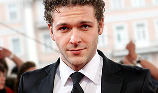 Актер Константин Крюков оставил жену Изображение: Дни.ру