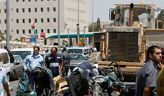 В Иерусалиме трактор протаранил людей Изображение: Дни.ру