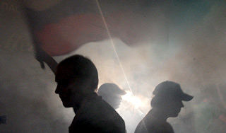 Принудительная демократия Изображение: Дни.ру