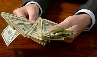 США спасли российские деньги от кризиса Изображение: Дни.ру