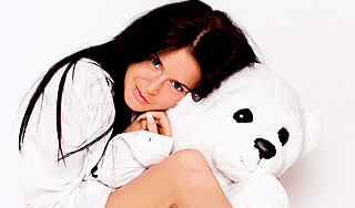 Светские львицы подрались из-за телеведущего Изображение: Дни.ру