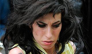 Эми Уайнхаус срочно госпитализировали Изображение: Дни.ру