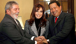 Чавес намерен объединить Латинскую Америку Изображение: Дни.ру