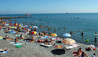 На сочинском пляже взорвали людей Изображение: Дни.ру