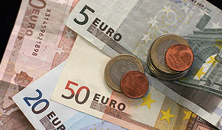 Банкам Грузии запретили давать кредиты Банкам Грузии запретили давать кредиты / Изображение: Дни.ру