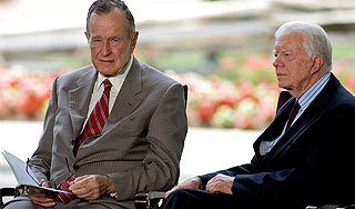 Буша и Картера спасли от супертеррористки Буша и Картера спасли от супертеррористки / Изображение: Дни.ру