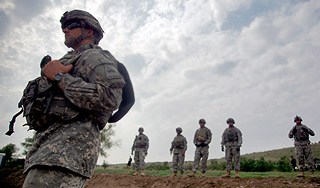 России мстят за спасение Южной Осетии России мстят за спасение Южной Осетии / Изображение: Дни.ру