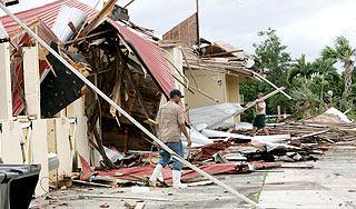 Ураган погрузил Флориду во тьму Ураган погрузил Флориду во тьму / Изображение: Дни.ру