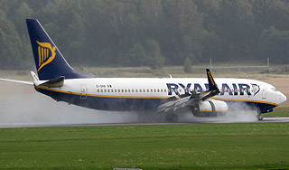 В Риме экстренно сел пассажирский самолет В Риме экстренно сел пассажирский самолет / Изображение: Дни.ру