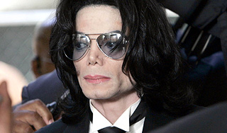 Майкл Джексон не собирается на пенсию Майкл Джексон не собирается на пенсию / Изображение: Дни.ру