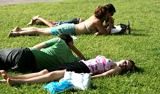 В Москву возвращается летняя жара В Москву возвращается летняя жара / Изображение: Дни.ру