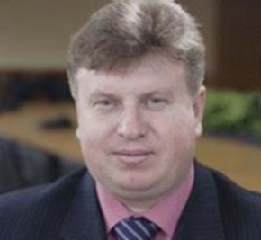 Депутат горсовета Селькин нарушает закон Владимир Селькин