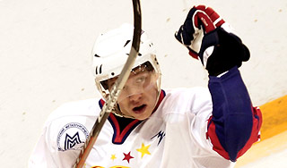 Российские звезды продолжают уезжать в НХЛ Российские звезды продолжают уезжать в НХЛ