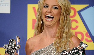 Тройная победа Бритни Спирс Тройная победа Бритни Спирс