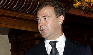 Медведев: система безопасности дала сбой Медведев: система безопасности дала сбой