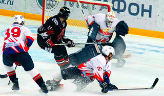 "Авангард" учинил разгром "Металлургу" "Авангард" учинил разгром "Металлургу"