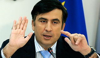 Грузины обвинили Саакашвили в поражении Грузины обвинили Саакашвили в поражении