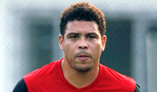 Арабы купили Роналдо в "Манчестер Сити" Арабы купили Роналдо в "Манчестер Сити"