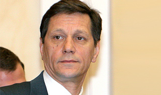 Правительство отрицает возможность дефолта Правительство отрицает возможность дефолта