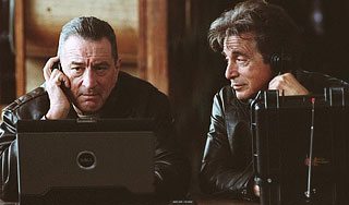 Роберт Де Ниро разобрался с Аль Пачино Роберт Де Ниро разобрался с Аль Пачино