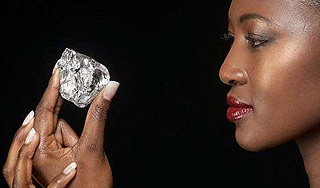 В Африке обнаружен гигантский алмаз В Африке обнаружен гигантский алмаз