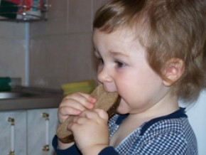 Опять хлебный кризис Чем бы ни закончился спор о цене, от вкусного хлебушка никто не откажется. Фото: Александр Чернов