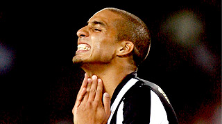 "Ювентус" лишился Трезеге и Буффона "Ювентус" лишился Трезеге и Буффона