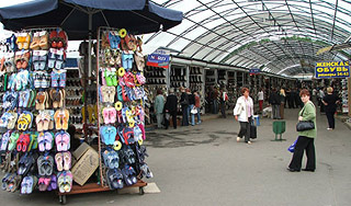 На Тушинском рынке в Москве прогремел взрыв На Тушинском рынке в Москве прогремел взрыв