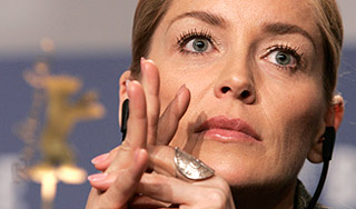 Актриса Шэрон Стоун потеряла сына Актриса Шэрон Стоун потеряла сына