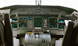 Компьютерный сбой сорвал полеты над Англией Компьютерный сбой сорвал полеты над Англией