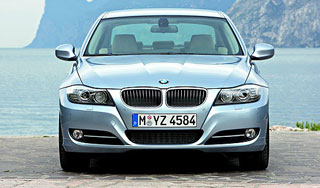 BMW модернизировал "трешку" BMW модернизировал "трешку"