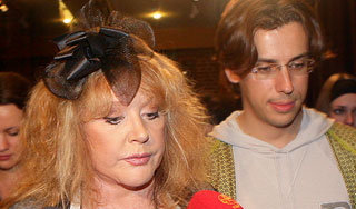 Галкин ревнует Пугачеву Галкин ревнует Пугачеву