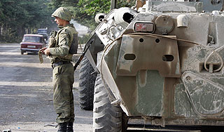 В Цхинвале взорвали штаб миротворцев В Цхинвале взорвали штаб миротворцев