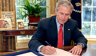 Рынок ответил Бушу рекордным провалом Рынок ответил Бушу рекордным провалом