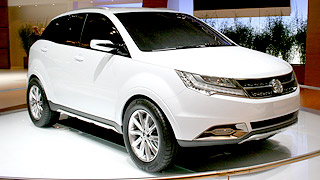 Загадочный кроссовер выпустят в России Загадочный кроссовер выпустят в России